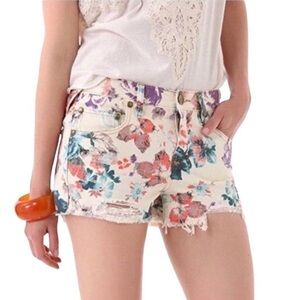Free People Floral‎ Raw Hem Shorts size 27